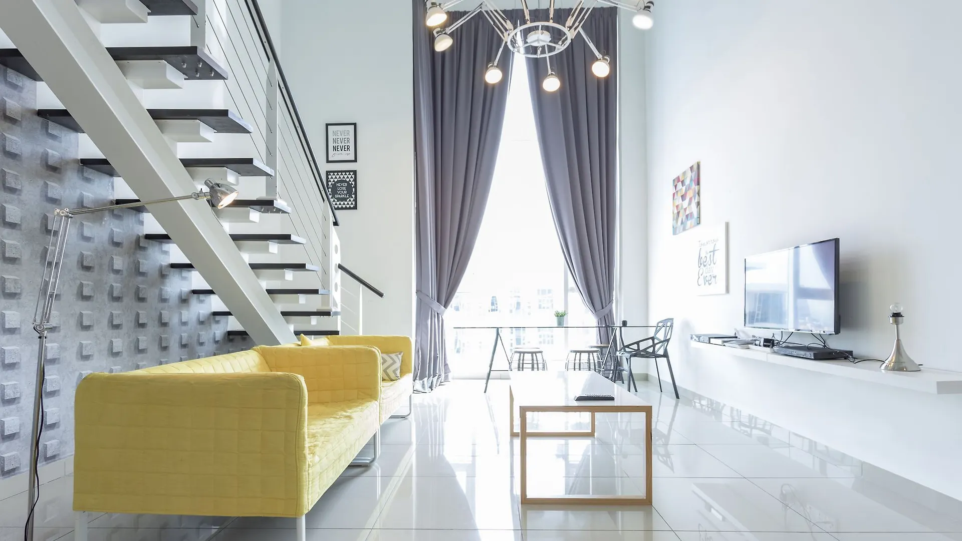 Homestay S-Suites@The Scott Garden Kuala Lumpur