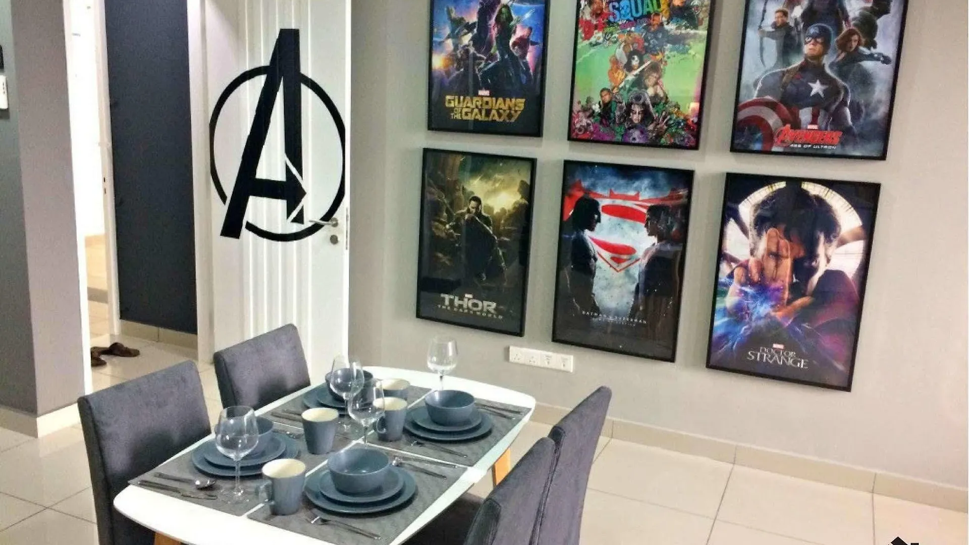 Homestay S-Suites@The Scott Garden Kuala Lumpur